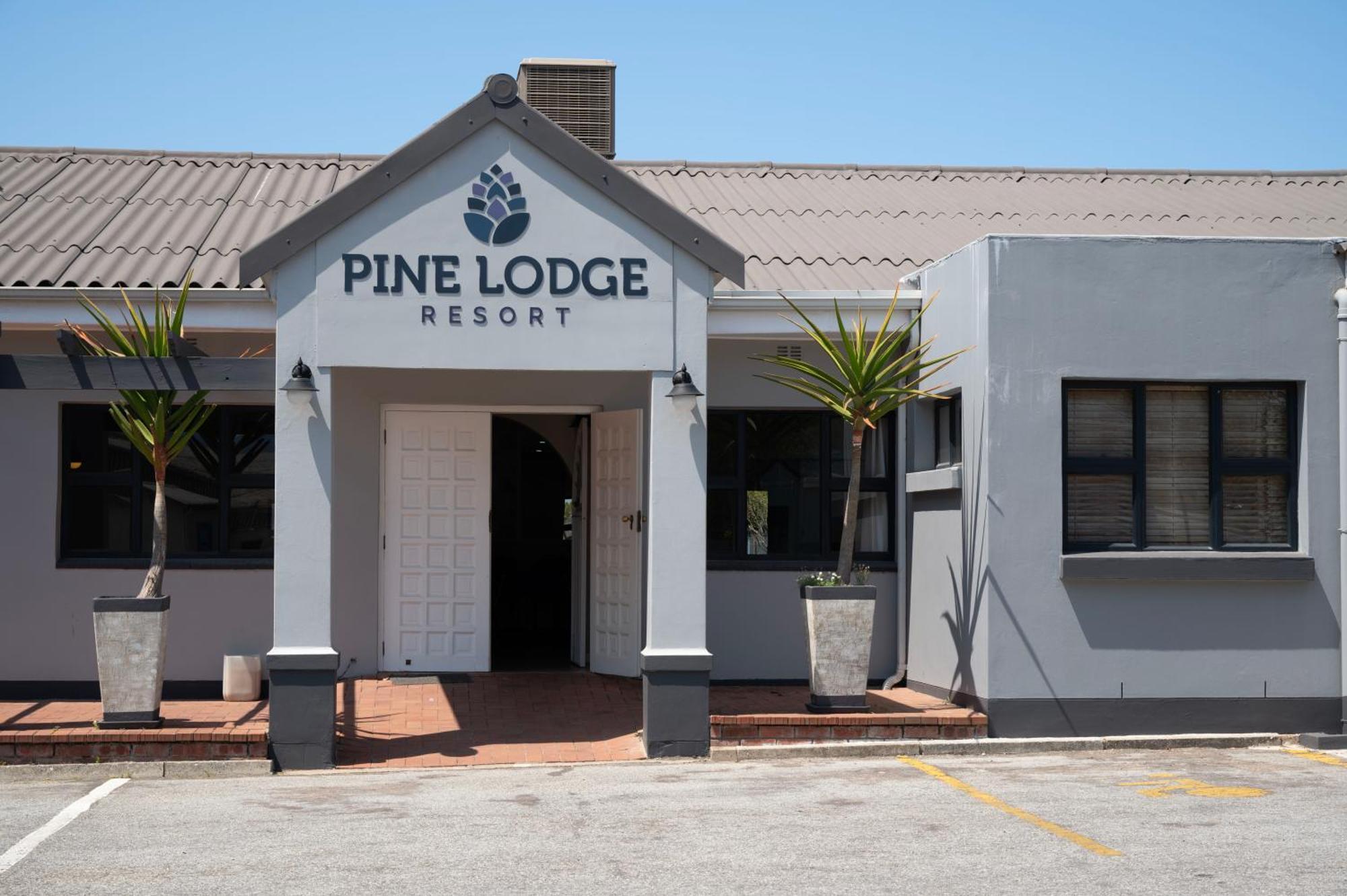 Pine Lodge George Kültér fotó
